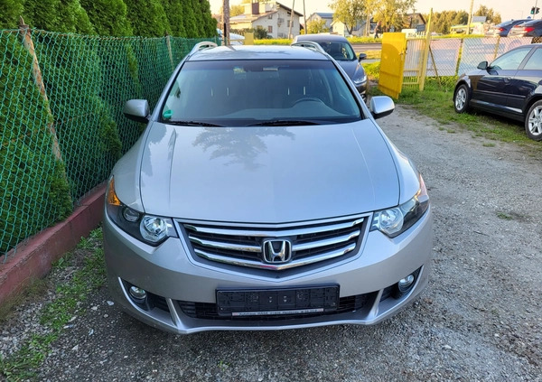 Honda Accord cena 34400 przebieg: 151200, rok produkcji 2009 z Tarnów małe 232